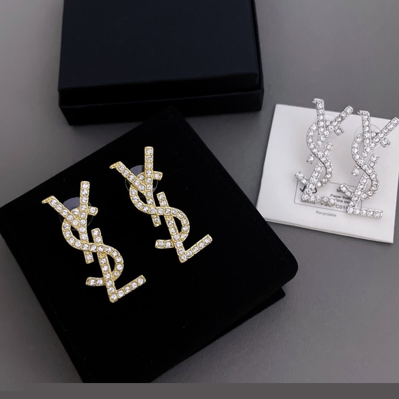 Ba*len*cia*ga earrings